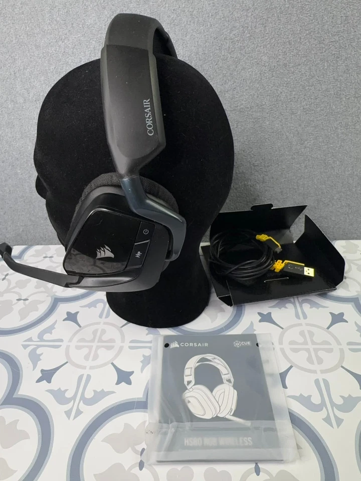 Corsair HS80 RGB Cuffie Gaming Wireless Multipiattaforma Testate e Funzionanti - Immagine 3 di 4