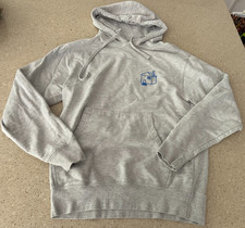 Harry Styles Love on Tour Harry's house Tracklist Hoodie SM adult, used but good