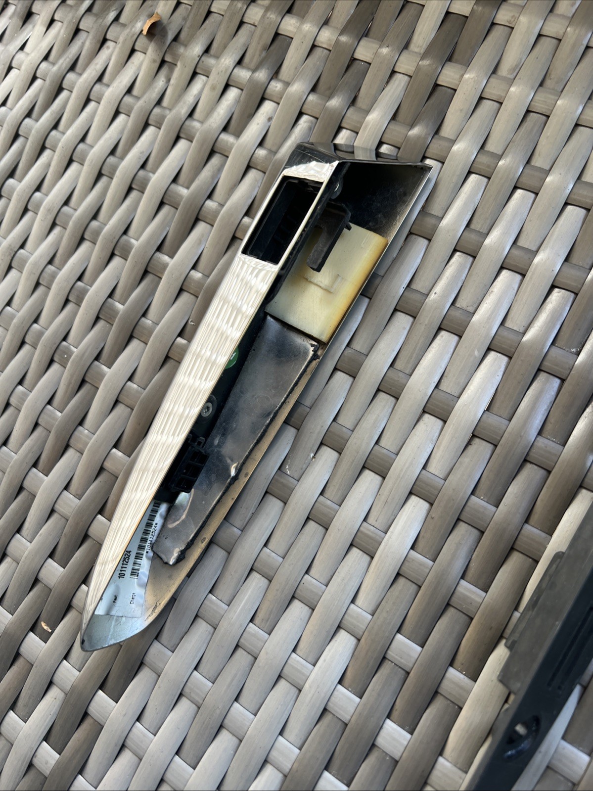Rolls-Royce Wraith Or Dawn Right side fender molding chrome trimming with light