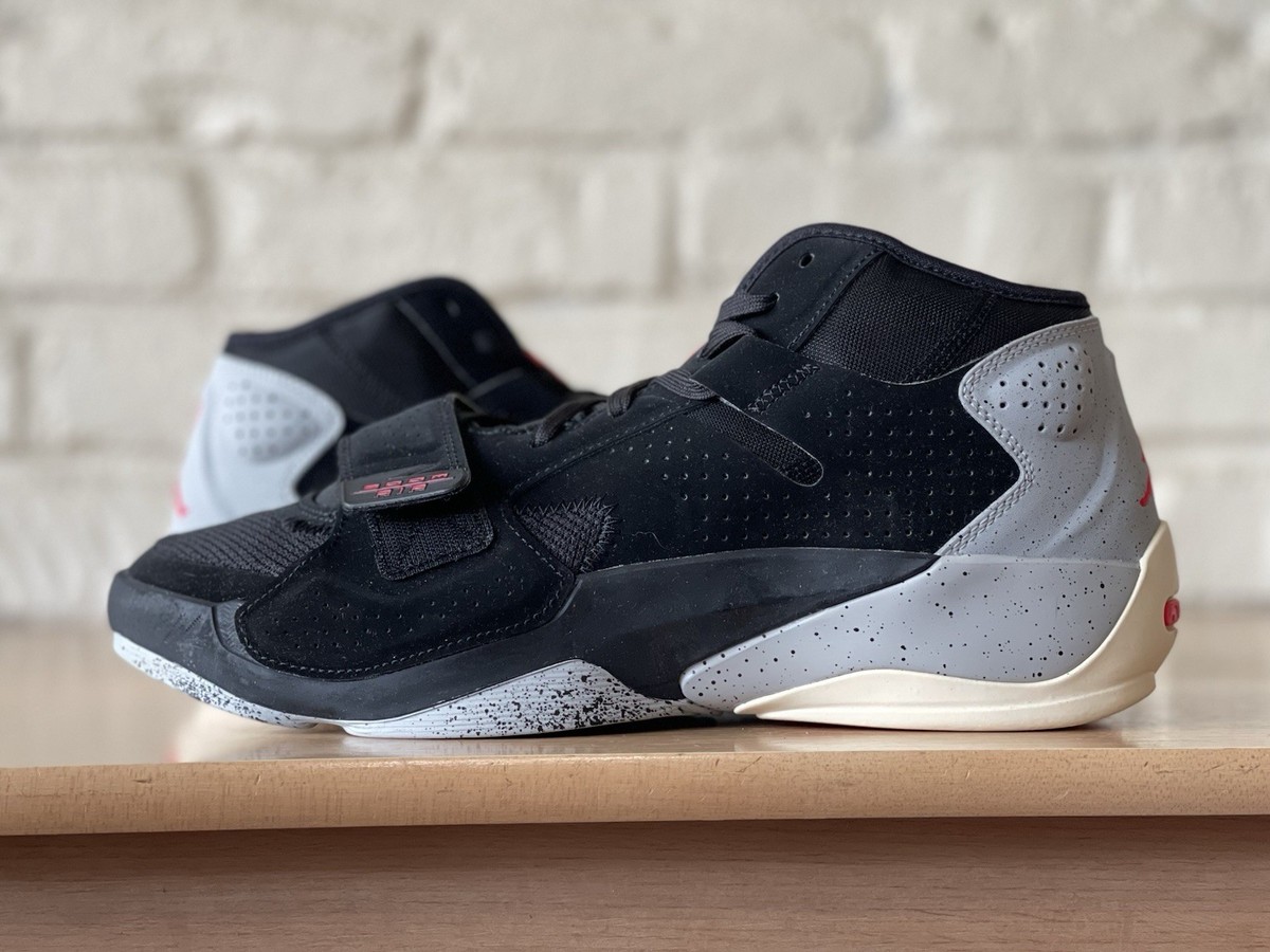 Nike Air Jordan Zion 2 Black Cement Smoke Grey Siren Red DO9161