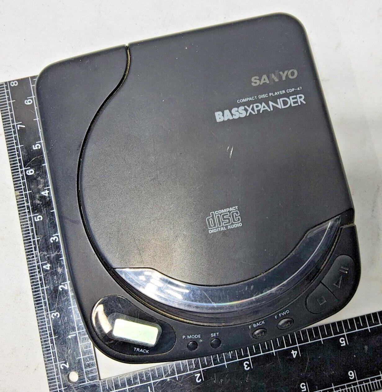 Vintage SANYO Portable CD Player Cdp-150 BASSXPANDER 1995 w dc6v cord works
