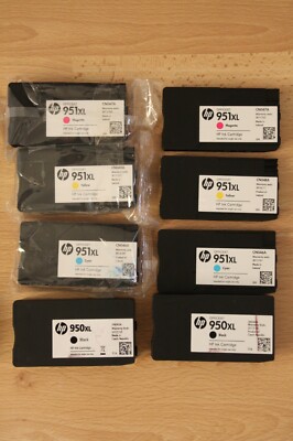 LEERE HP 950XL 951XL 2x 4 Packungen Patronen. UVP wenn voll ist 300£ für beide Sets.