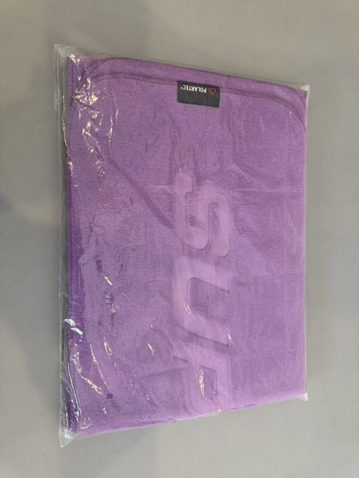 Foulard Supreme Polartec violet clair FW19 neuf