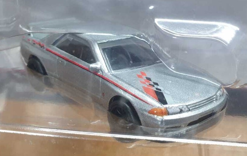 Hot Wheels Car Culture Nismo Nissan Skyline GTR R32 and R34
