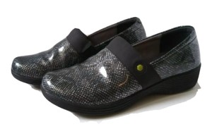 work wonders dansko shoes