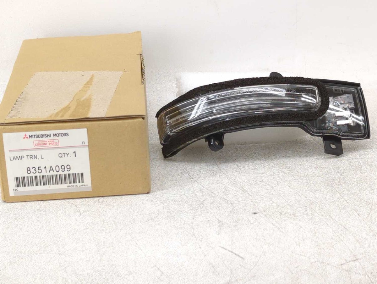 New OEM Genuine Mitsubishi LED Turn Signal Mirror 2015-2017 Lancer