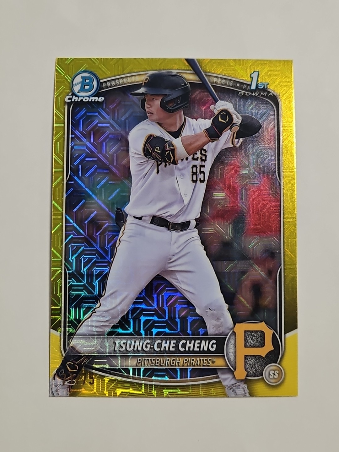 2025 Bowman Chrome #BCP-95 Tsung-Che Cheng /75 Yellow Mojo Pirates Color Match