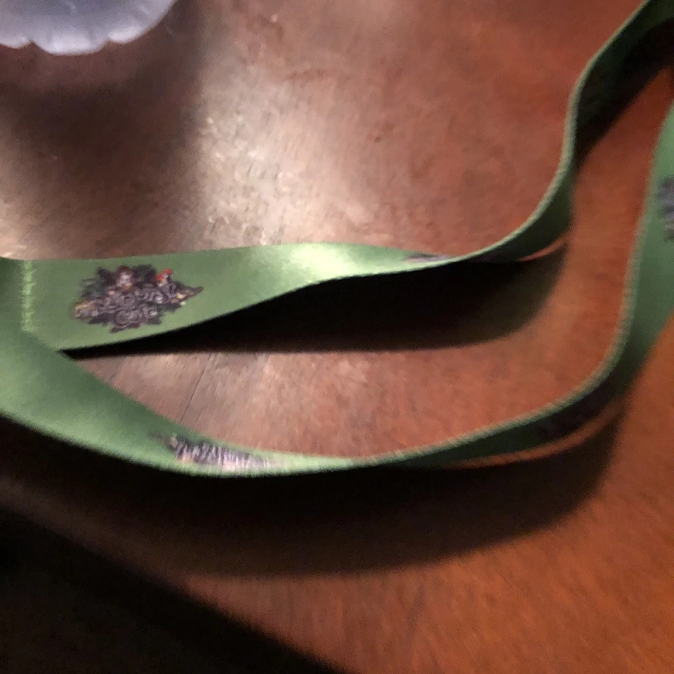 Rainforest Café Cha Cha Sipper (botella H2O) con rana árbol Cha Cha con cordón Foto 4 de 4