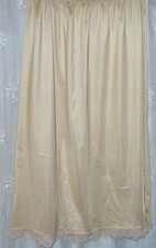 NEW XL CABERNET SLIPPERY BEIGE SCALLOPED FRILLED LACE HEM 32" LG SWING HALF SLIP