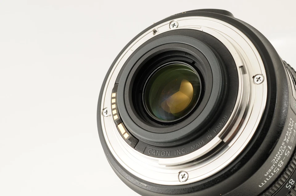 Objectif zoom Canon EF-S 15-85 mm f/3,5-5,6 IS USM [presque comme neuf] pour ... - Photo 3/4