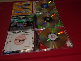 SEGA Dreamcast HKT-3020 White Console 8CIB Games +1Disc Controller VMU AV AC