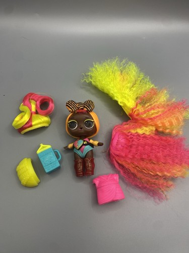 L.O.L. Surprise! Hairvibes Glow Grrrl. Neon Mix & Match Wigs, Bodysuit
