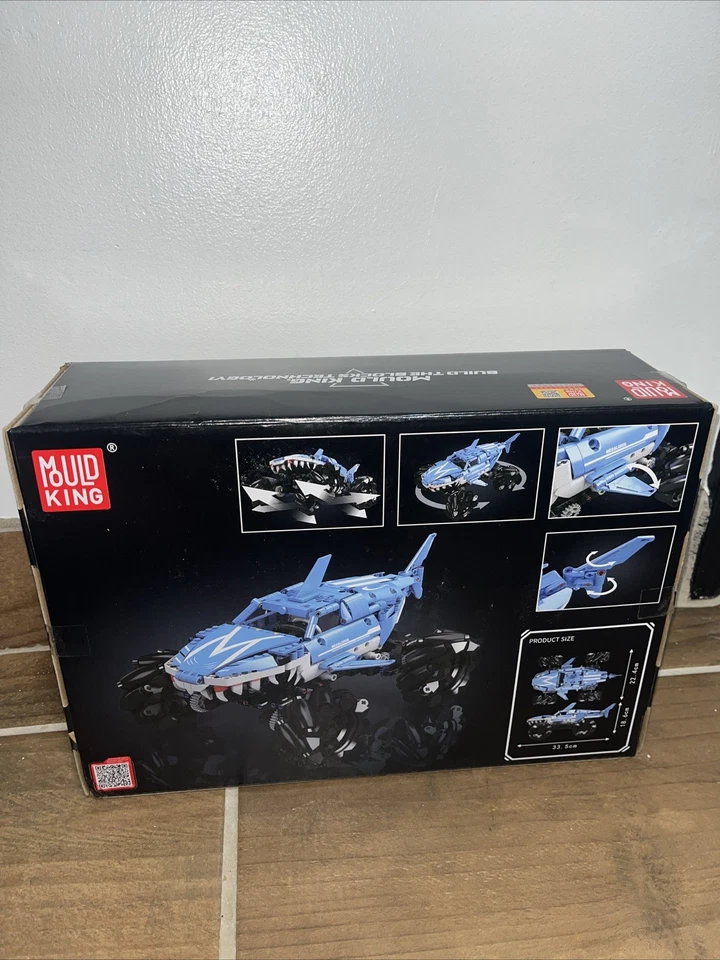Mound King - Models Remote Control Megalodon Monster truck Model #18032 - Image 2 of 3