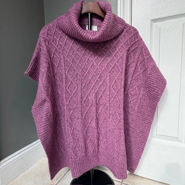 Mia & Tess Cable Knit Turtleneck Poncho Sweater NWT Heather Rose One Size Womens
