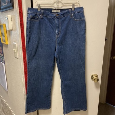 Ladies Levi s 18 Medium Dark Wash 512s(35x25 ) Perfectly Slimming Boot Cut