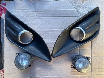 2013-2018  FORD C-MAX Fog Light And Cover OEM Pair Left And Right Used