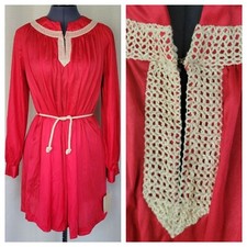 Vintage Val Mode Gown/Pullover Robe in Red w Cream Crochet Neckline Detail Med