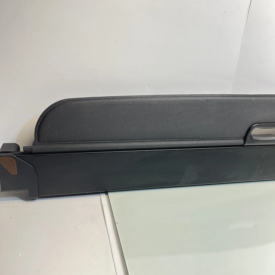 BMW X5 35iX 2011 13 maletero trasero cortina retráctil cubierta OEM (negro) Foto 4 de 4