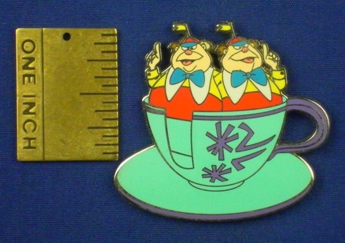 Mad Tea Party Cup Tweedledee & Tweedledum 35 Magical Years Pin # 50685 - Picture 2 of 4