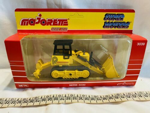 MAJORETTE FORD TRANSIT n° 243 1 rouge 1 jaune 1/60 EUR 5,00 - FR