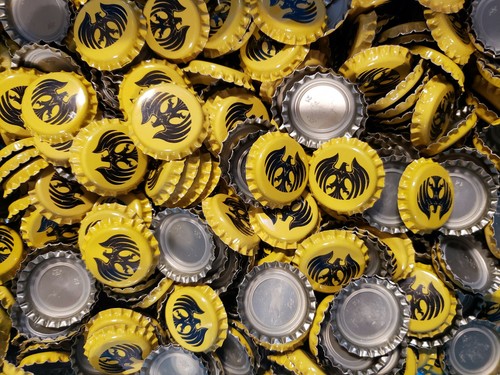 100 Yellow Beer Bottle Crown Caps Falcon Home Brew Decoration - Picture 5 of 7