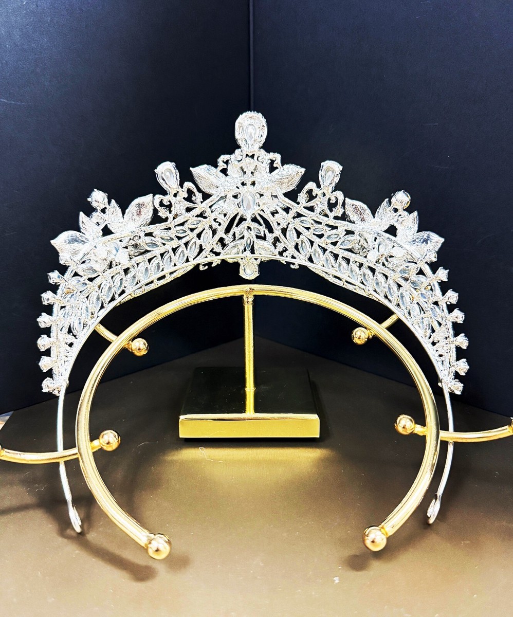 Flower Crystal Crown, Victorian royalty crown, Silver tiara  display picture 3