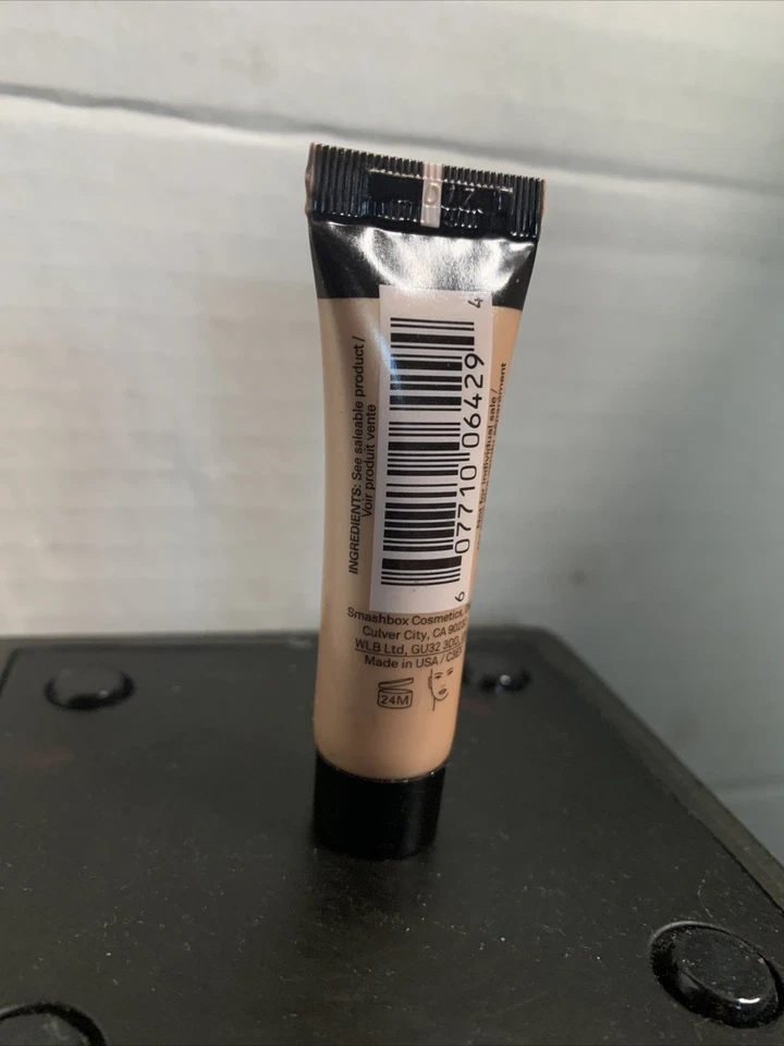 Smashbox Photo Finish Foundation Primer RADIANCE 0.25 fl oz Trial Size - Image 4 of 4