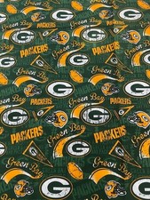 1 Yard NFL Green Bay Packers Pennant Pattern 36" x 58" W NTT 2017 FREE SHIPPING