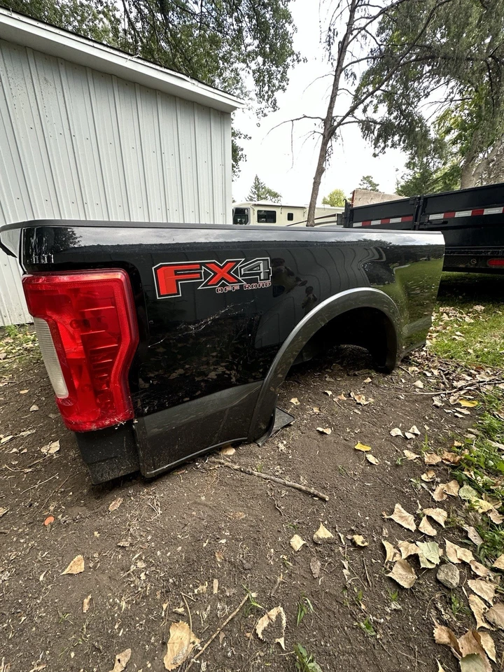 Cama de camión corta Ford F250 F350 Super Duty 6' 9" 2017-2022 Foto 3 de 4