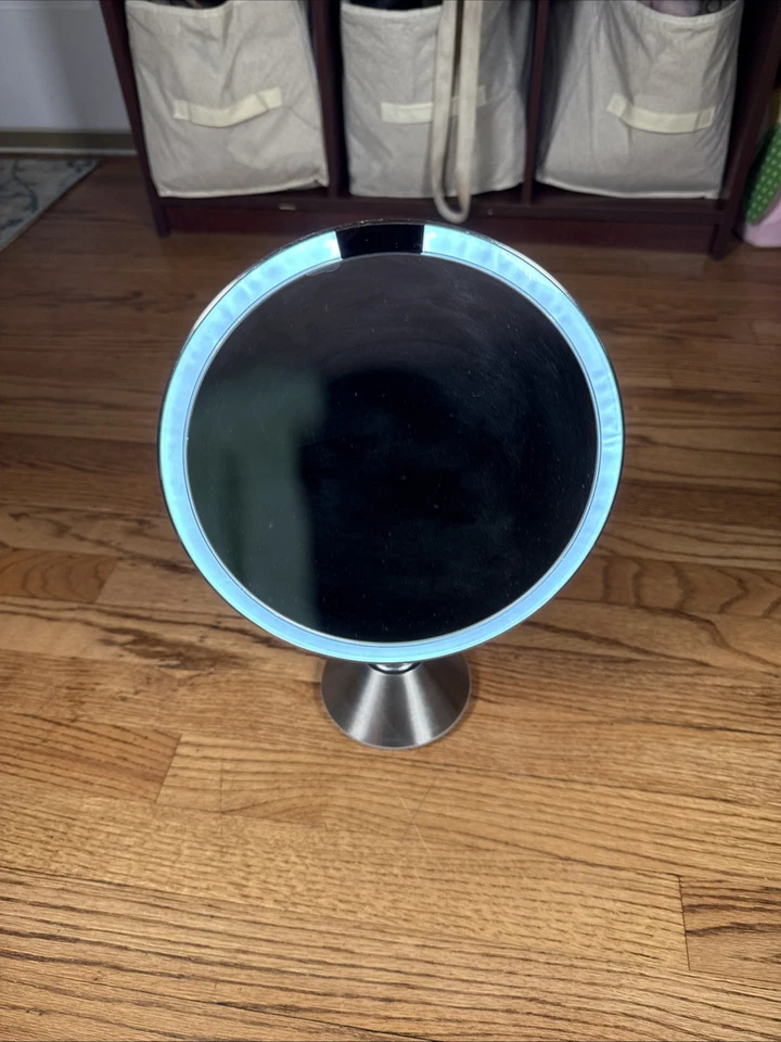 Simplehuman BT1080 Lighted Mirror 8" Sensor Activated w/ 5x Magnification - Image 2 of 4