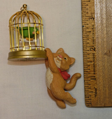 CUTE Cat Kitty & Bird Birdcage Xmas Ornament Hallmark Mischievous Kittens #2