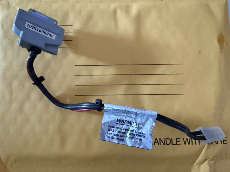 MOTOROLA ASTRO SPECTRA  SPEAKER & IGNITION ACCESSORY PLUG CABLE