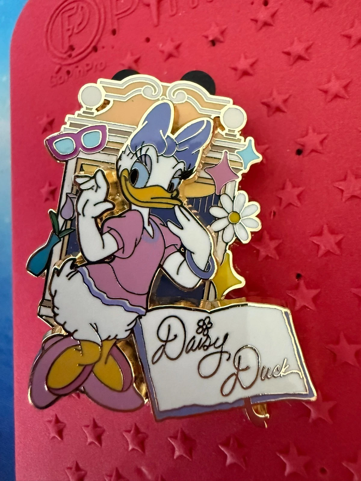 Disney SDR Pin Shanghai 2025 Pin Trading Day Autograph Daisy