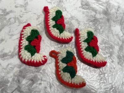 Lot of 4 Red Green White Vintage Granny Square Christmas Stocking Ornament Set