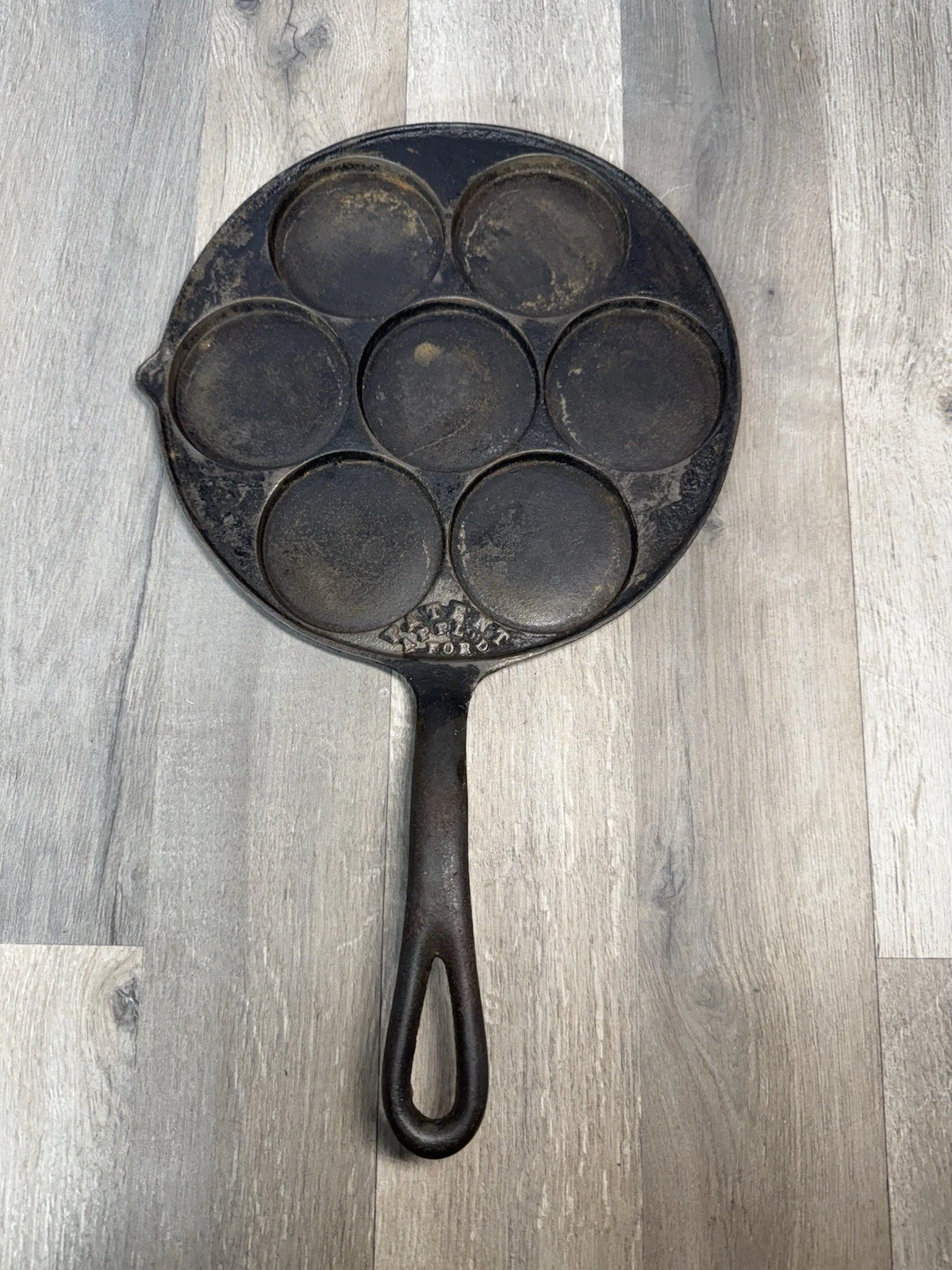 Vintage Cast Iron Plett Swedish Silver Dollar Pancake Skillet Pan Cracked