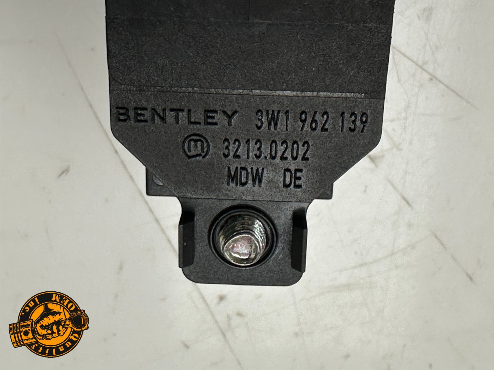 2003-2010 BENTLEY CONTINENTAL GT FLYING SPUR - GLOBAL CLOSE SWITCH 3W1962139 OEM