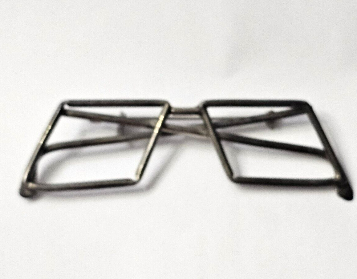 ANTIQUE STERLING SILVER EYEGLASSES BROOCH PIN SIGNED … Gem