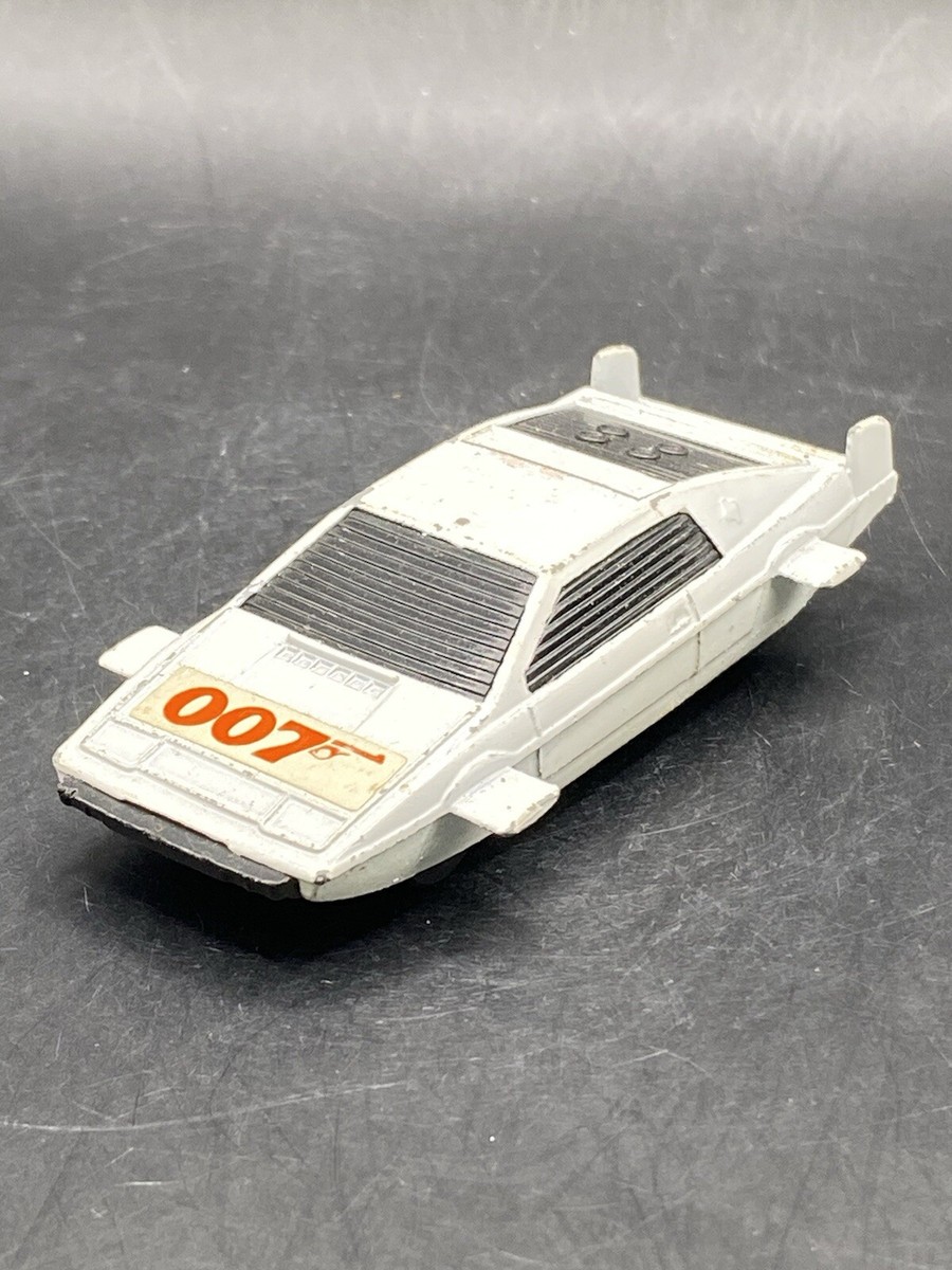 Corgi Juniors 007 Lotus Esprit The Spy Who Loved Me James Bond