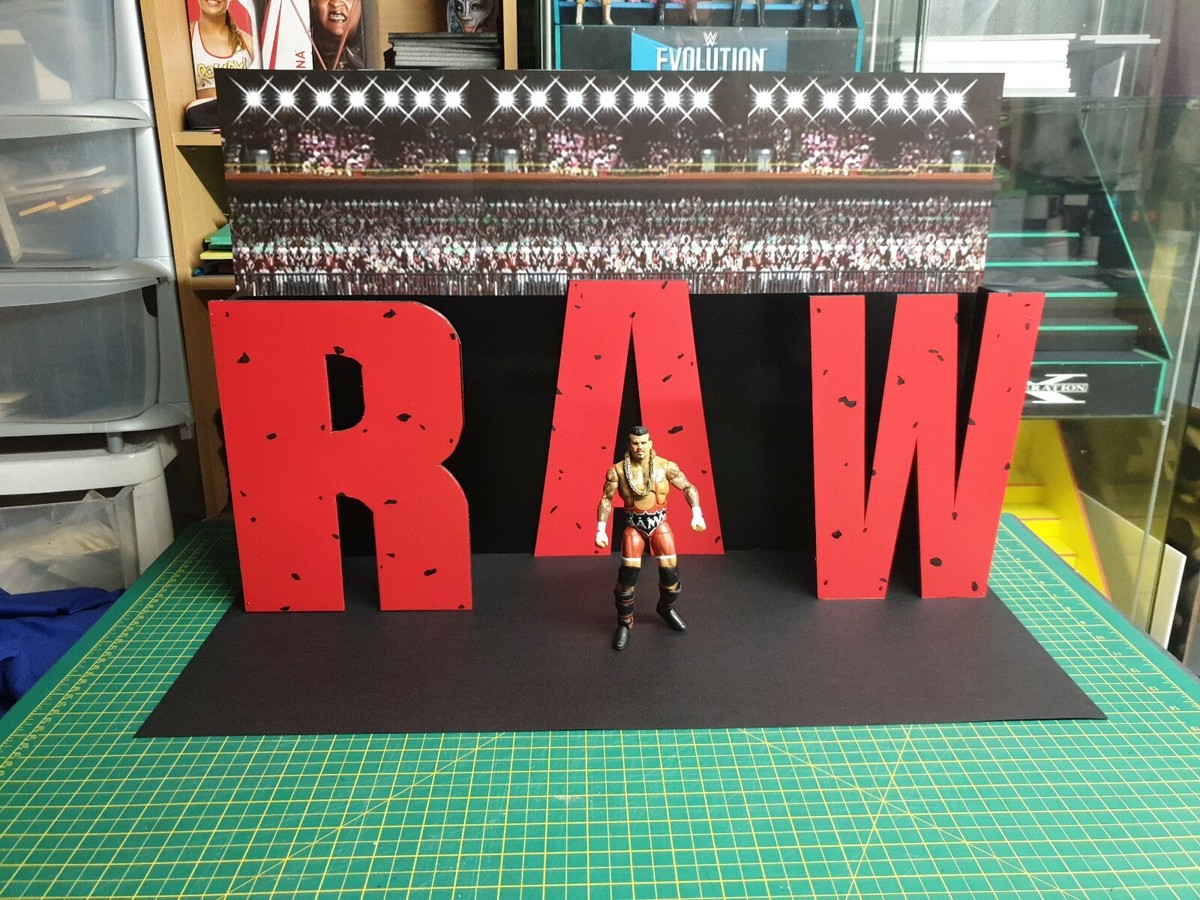 WWE  フィギュア用リング　　RAW is WAR WWE Ultimate Edition Attitude Era Ring and Kane Figure