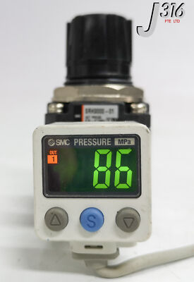 19351 SMC PNEUMATICH REGULATOR VALVE W/SMC PRESSURE SENSOR ISE80