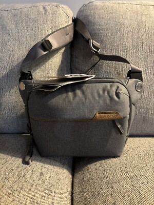 Peak Design Gray Everyday Sling 3L Waterproof Camera Bag - New w/ Original Tags
