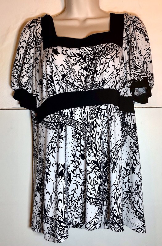 WOMENS FASHION BUG SIZE L TOP WHITE BLACK PAISLEY PRINT BLACK TRIM