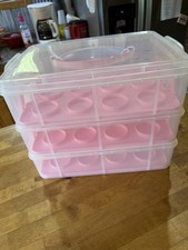 Porta Cupcakes de 3 Niveles, Tiene Capacidad para 3 Docenas, Nuevo Sin Caja