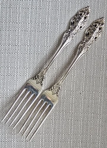 Vienna by Reed and Barton Sterling Dinner Forks (QTY 2)*** 7 1/2" *** 125 Grams