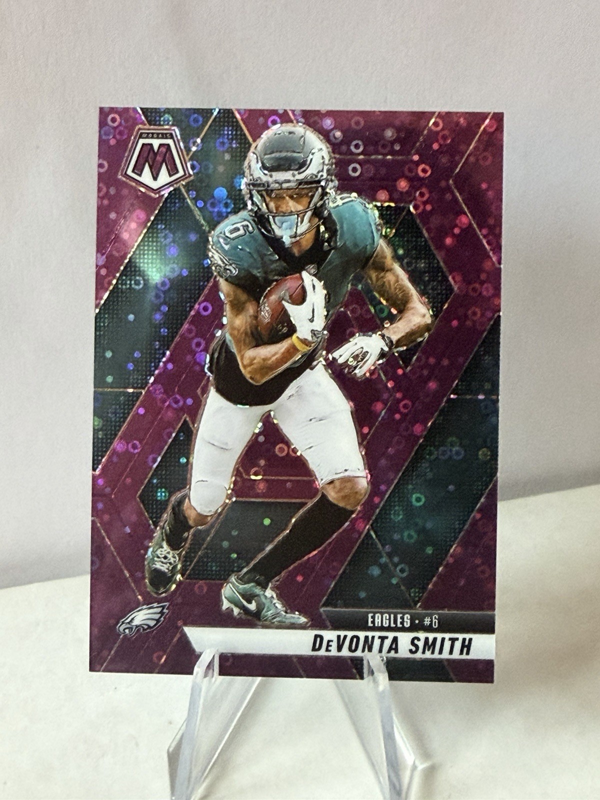 2024 Panini Mosaic - Devonta Smith #119 No Huddle Purple Mosaic Prizm /50 Eagles