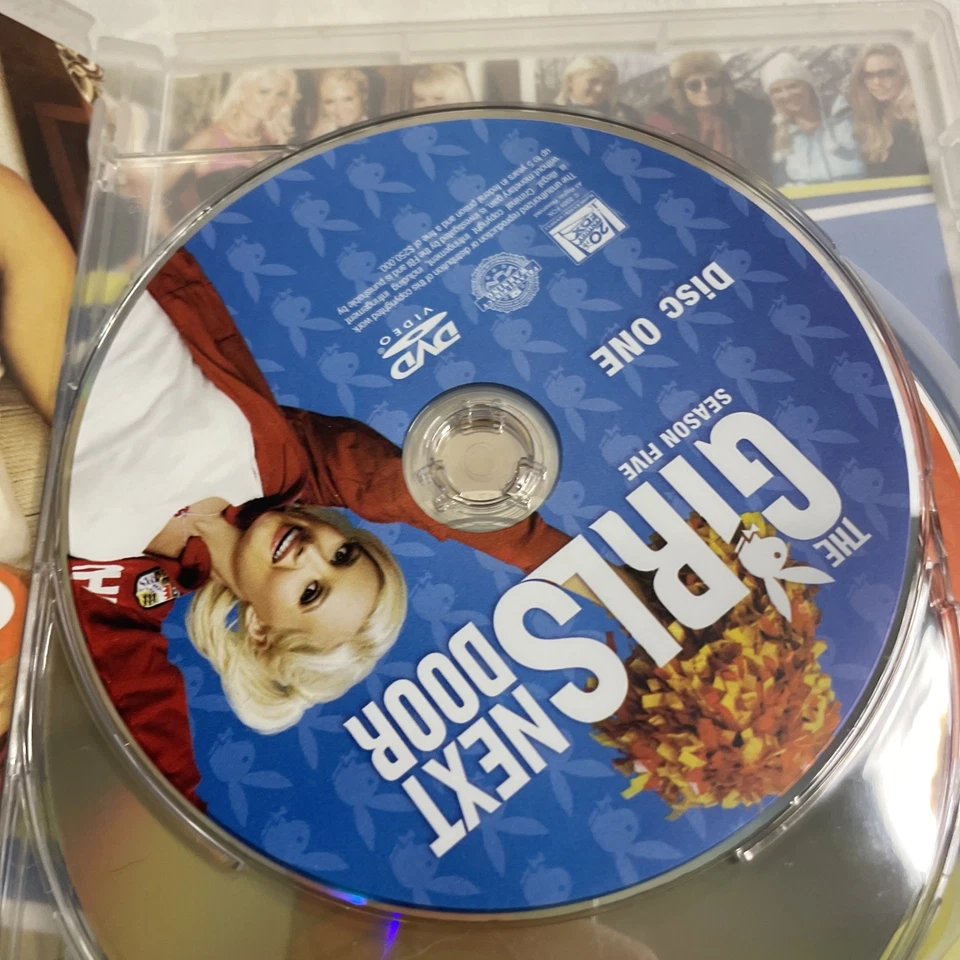 The Girls Next Door: Season 5 - DVD - GC-VGC Region 1 Fast Free AUS Postage - Image 3 of 4