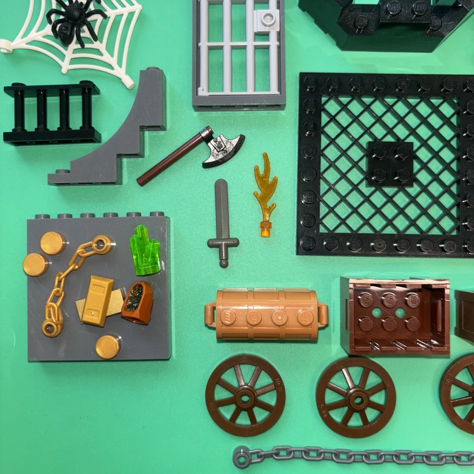 LEGO Castillo Piezas Lote Gris Negro Piezas Torreta Pared Ventana Banderas Armas Sin usar, en caja 2 Foto 2 de 4