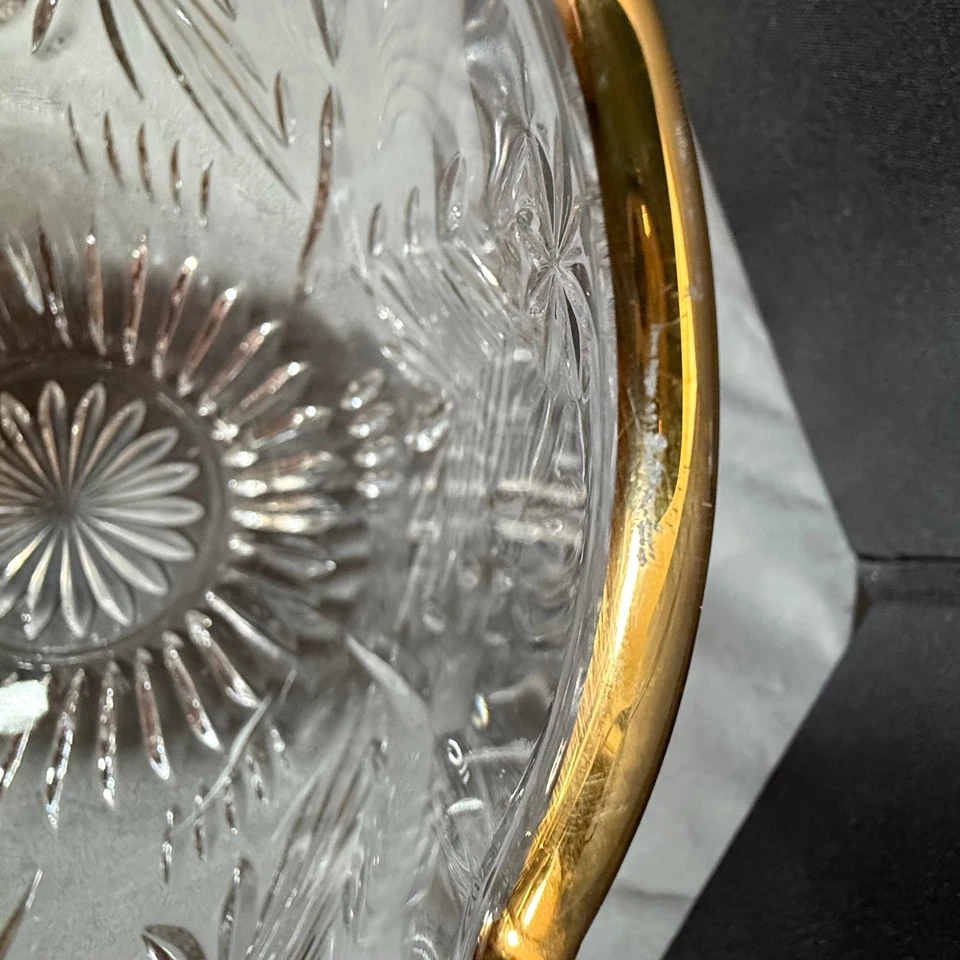 Cuenco para árbol de Navidad de cristal de plomo Mikasa con borde dorado y borde festoneado Foto 3 de 4