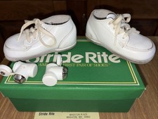 Vintage Stride Rite Baby Lace Up Shoes 3D White Leather EUC With Lace Bells