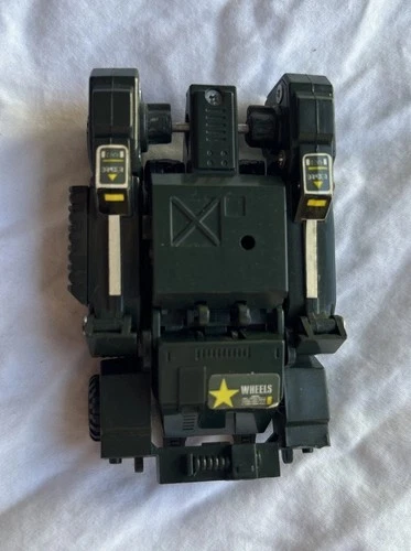 Convertors Select Robots Defenders of Earth 1984 Wheels Action Figure